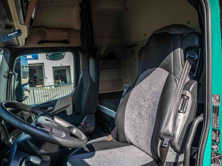 Mercedes-Benz ACTROS 1845 LS Photo 9