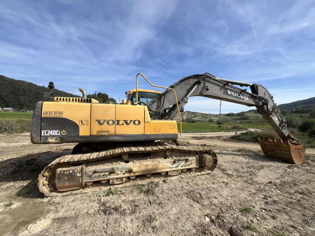 Volvo EC240CL Photo 9