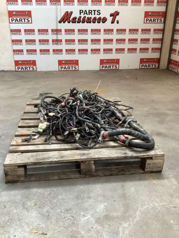 Câblage pour Hitachi ZX 135US-7 Photo 2