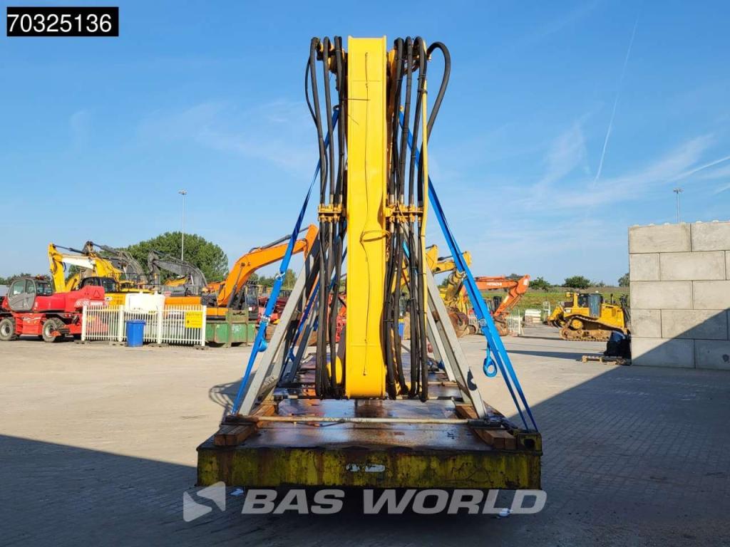 Liebherr R944 UHD - Extendable Undercarriage Photo 17