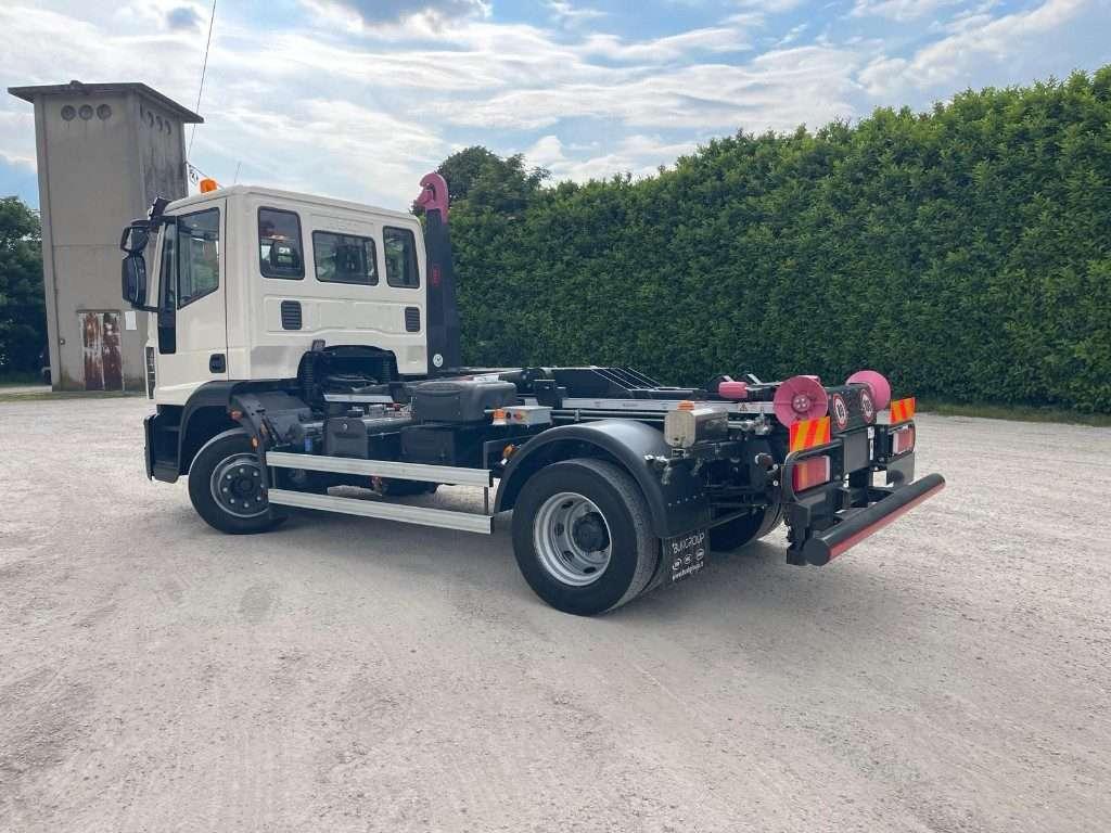 Iveco EUROCARGO 120E22 SCARRABILE Photo 3