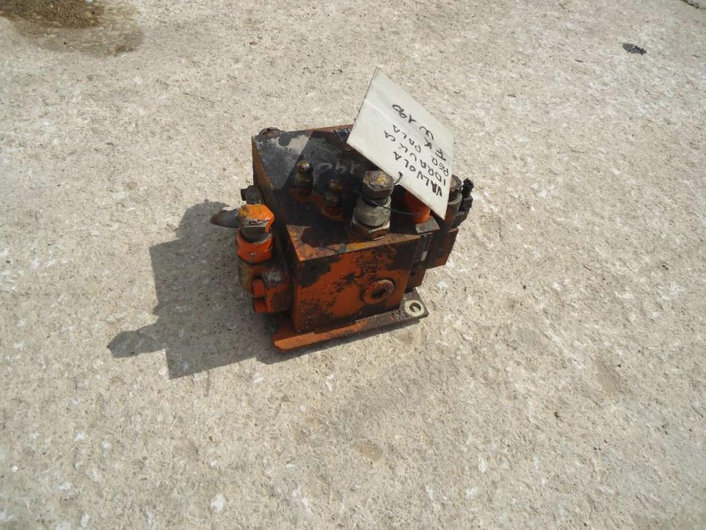 Soupape hydraulique pour Fiat Kobelco W190 Photo 3