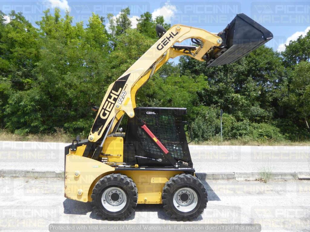 Gehl V270 HF Photo 10