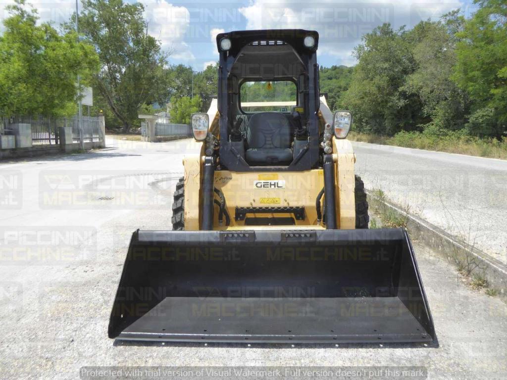 Gehl V270 HF Photo 8