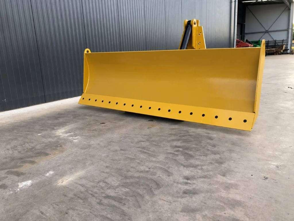 Volvo G946 Photo 6
