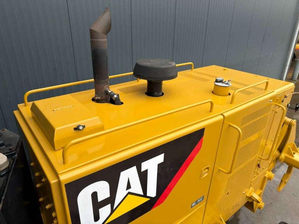 Caterpillar 140K Photo 14