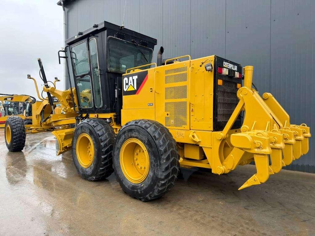 Caterpillar 140K Photo 2