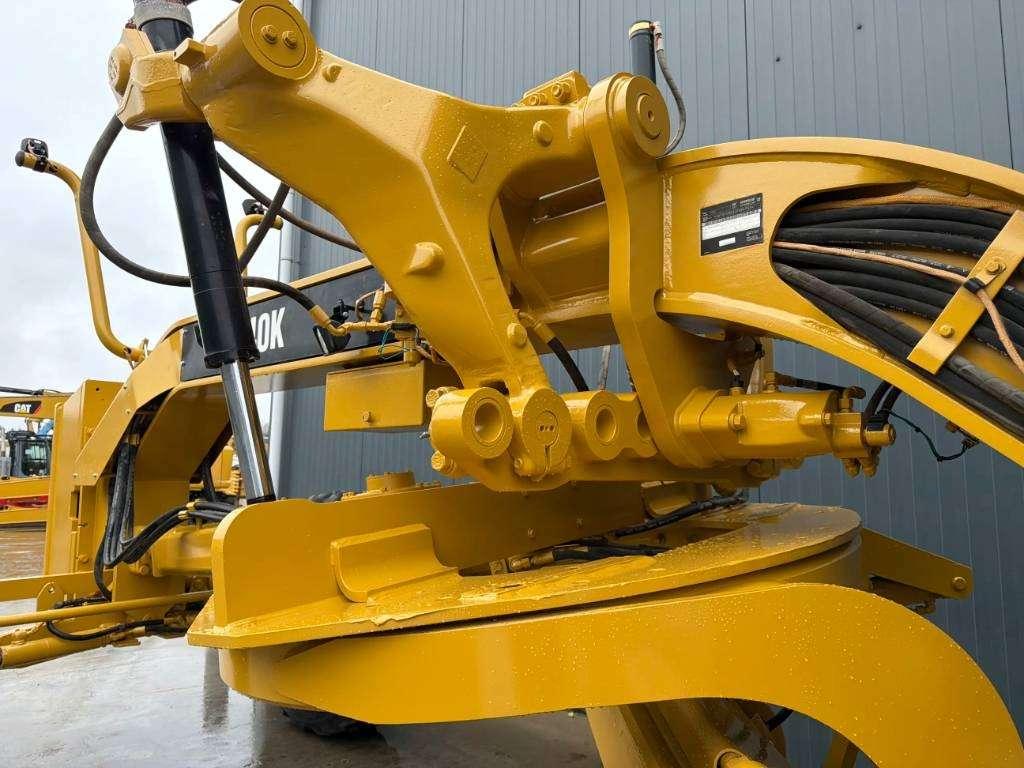 Caterpillar 140K Photo 23