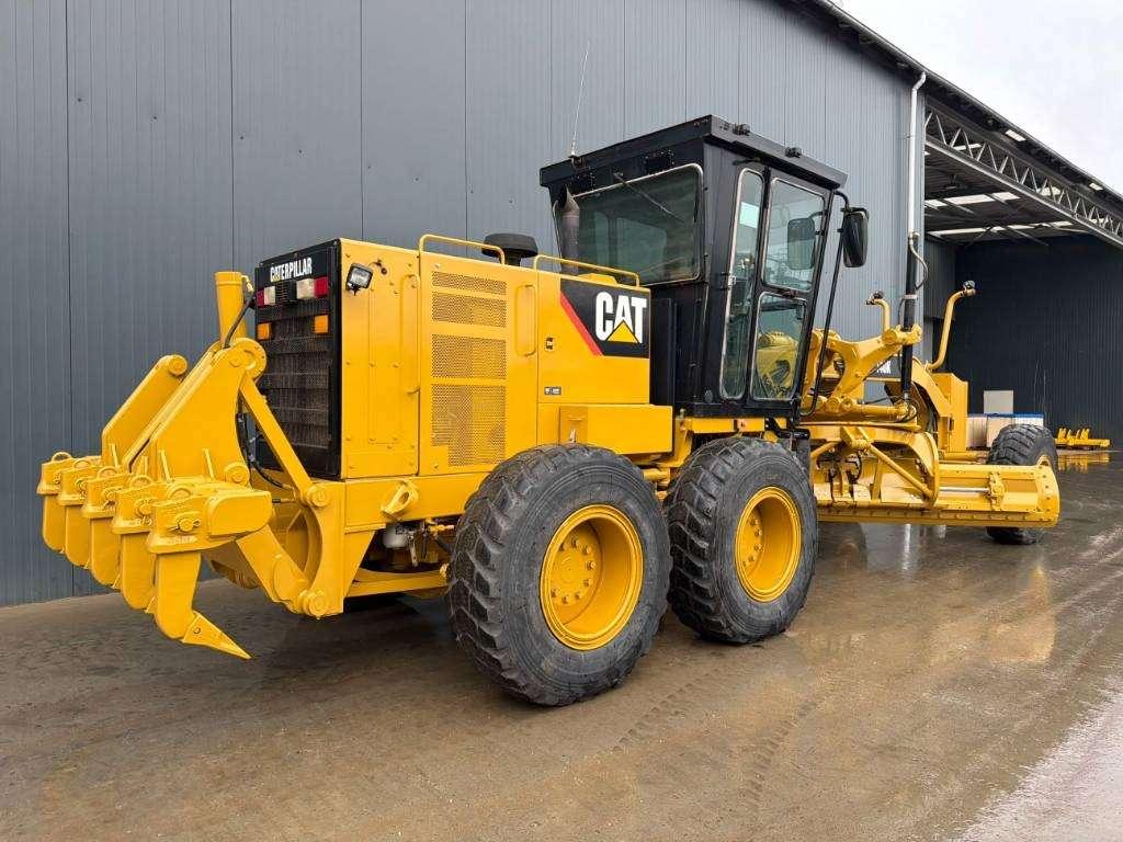 Caterpillar 140K Photo 4
