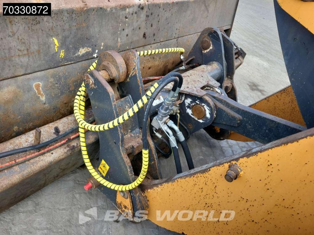 Case 821 G Photo 17