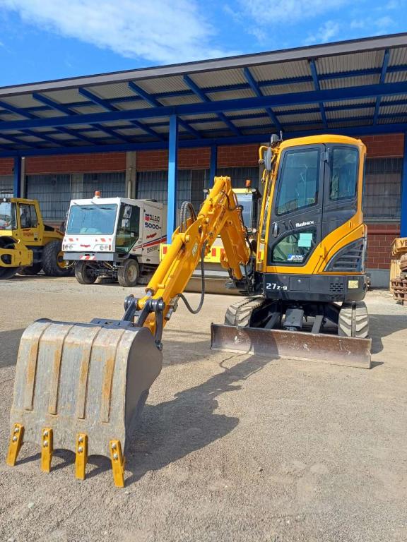 Hyundai Hyundai Robex 27 Z-9 Photo 11