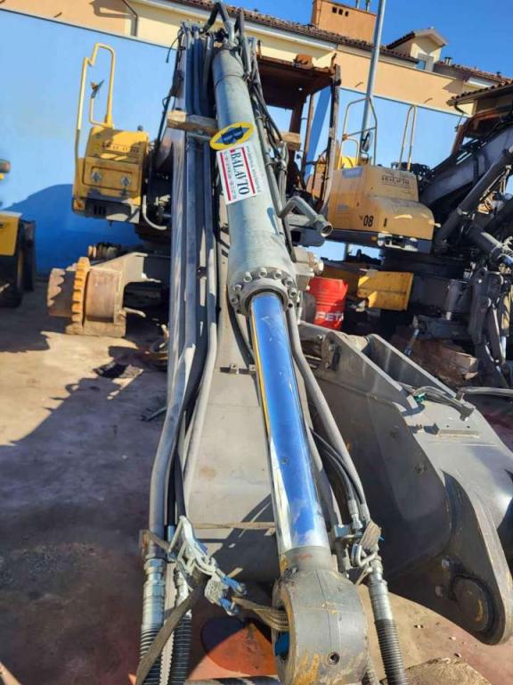 Volvo Bucket cylinder 14534533 for Volvo EC200E, EC210C, EC210E Photo 1
