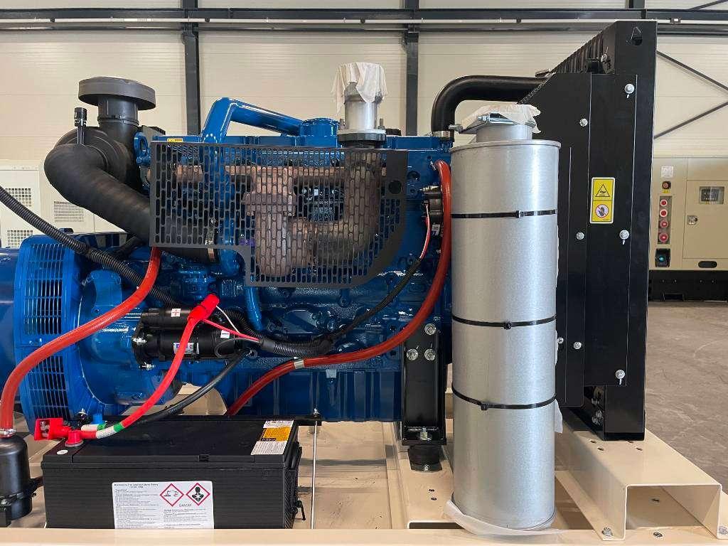 FG Wilson P150-5 - 150 kVA Open Genset - DPX-16009-O Photo 7