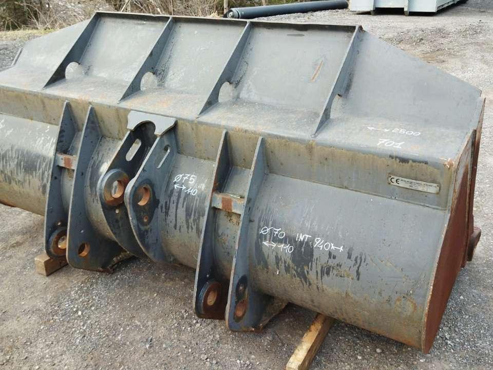 New Holland 8/10 ton Photo 1