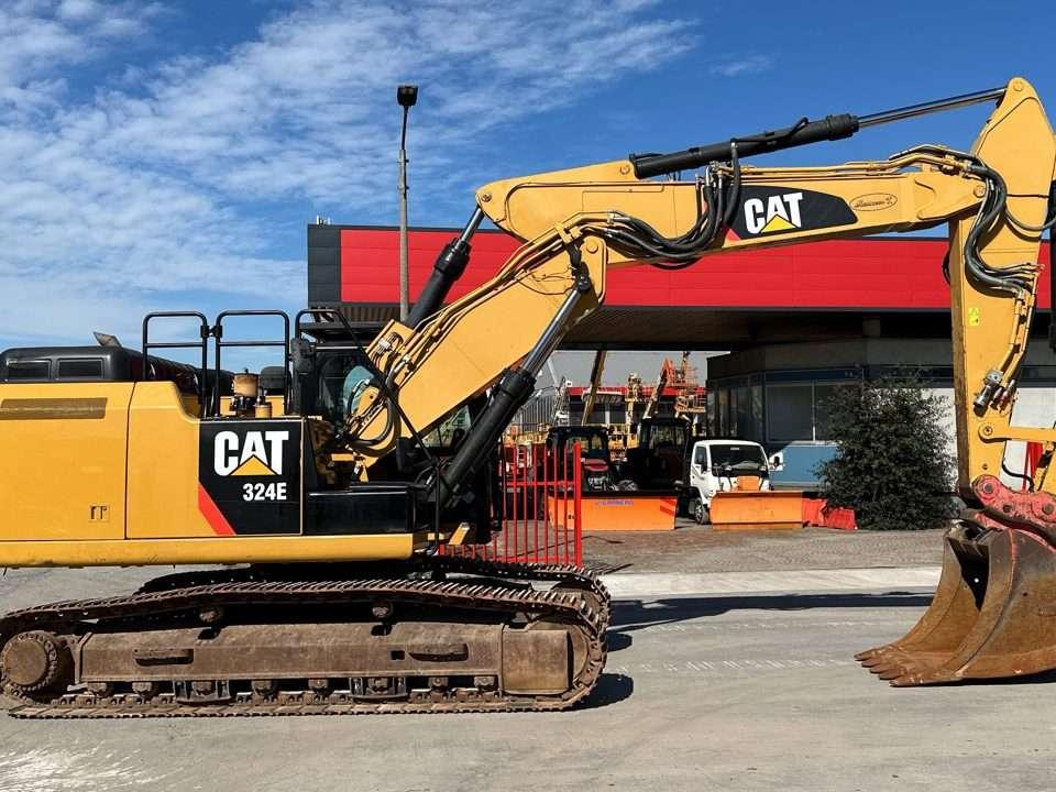Caterpillar 324EL Photo 16