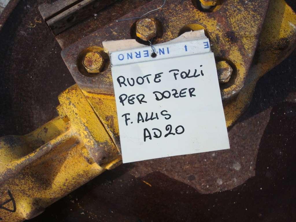 Roue folle pour DOZER  FIAT ALLIS AD20 Photo 3