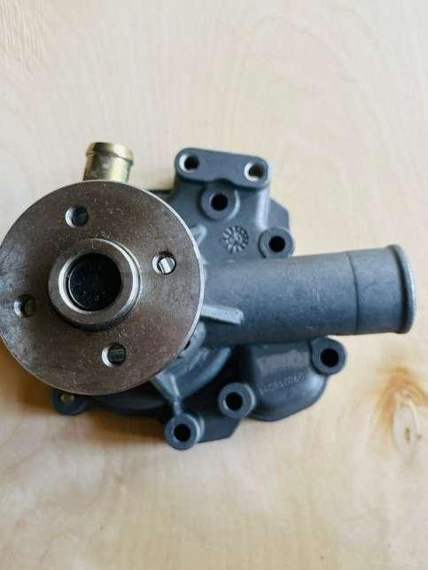 Pompe à eau du moteur pour Caterpillar Photo 1