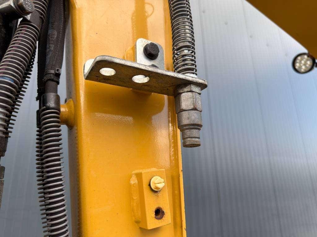Caterpillar 301.8 Photo 10