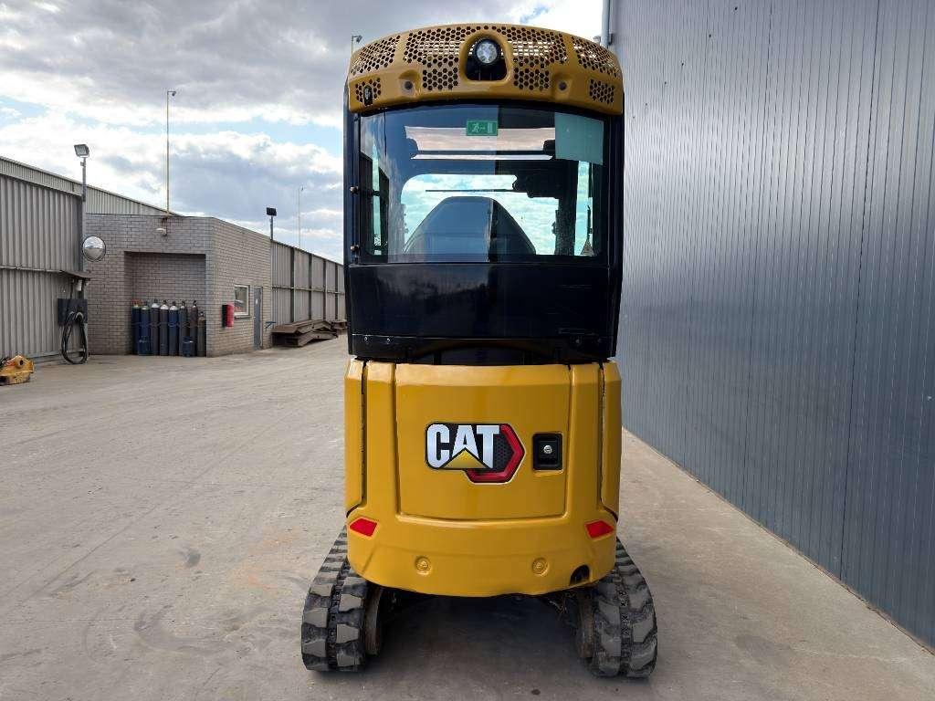 Caterpillar 301.8 Photo 4