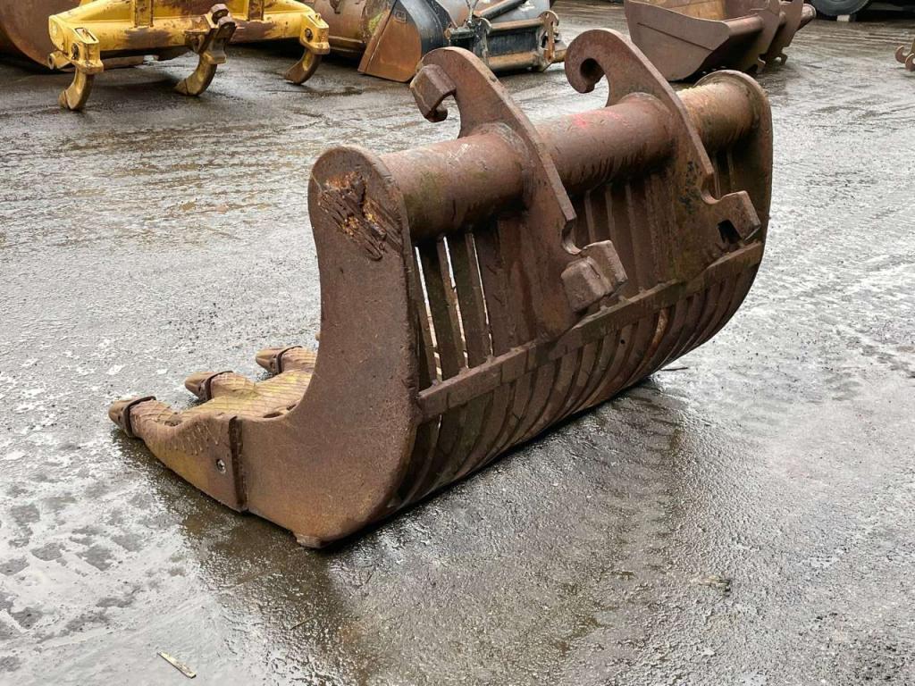 Verachtert Skeleton bucket Photo 3