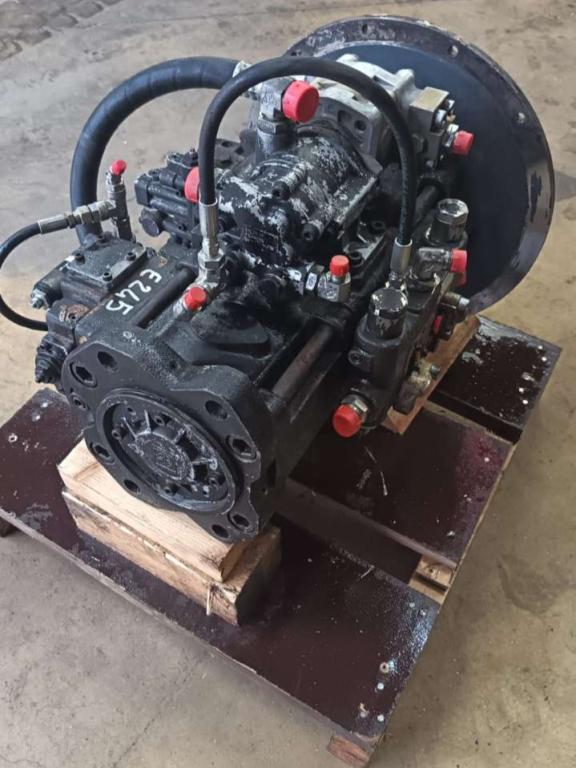 Kawasaki K3V 112 DTP Photo 3