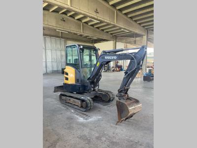 Volvo EC 27D en vente par Metec Srl