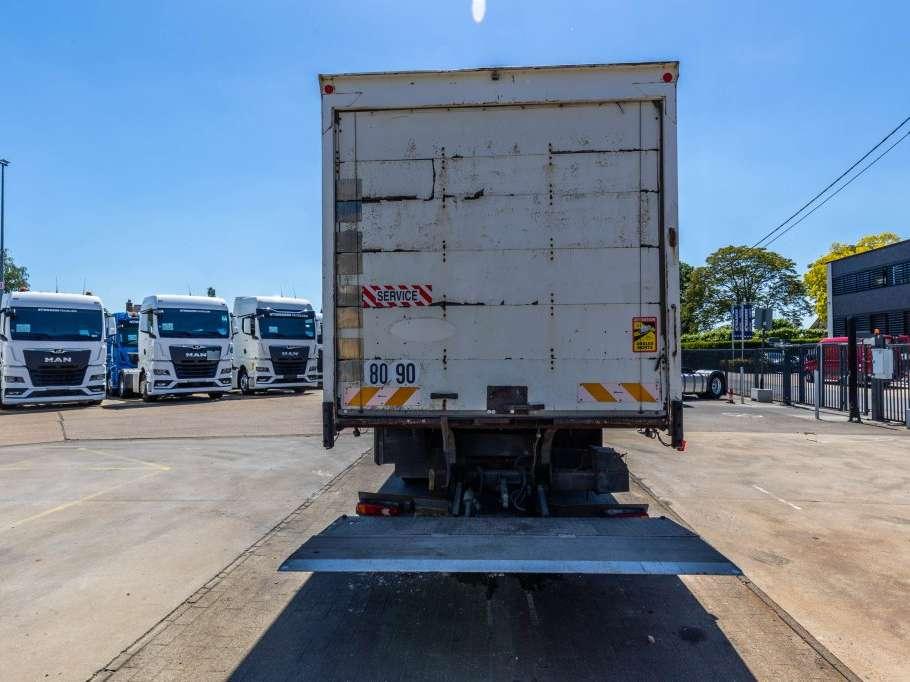Renault MIDLUM 180 DCI Photo 11