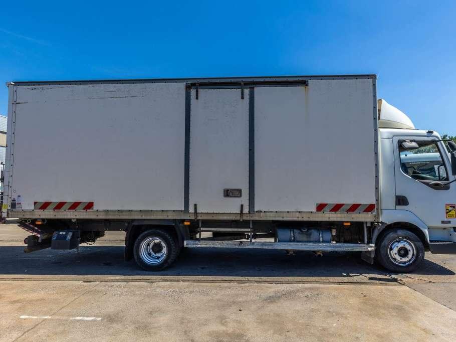Renault MIDLUM 180 DCI Photo 6