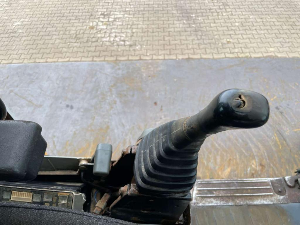 Hyundai R360LC-7 Photo 23