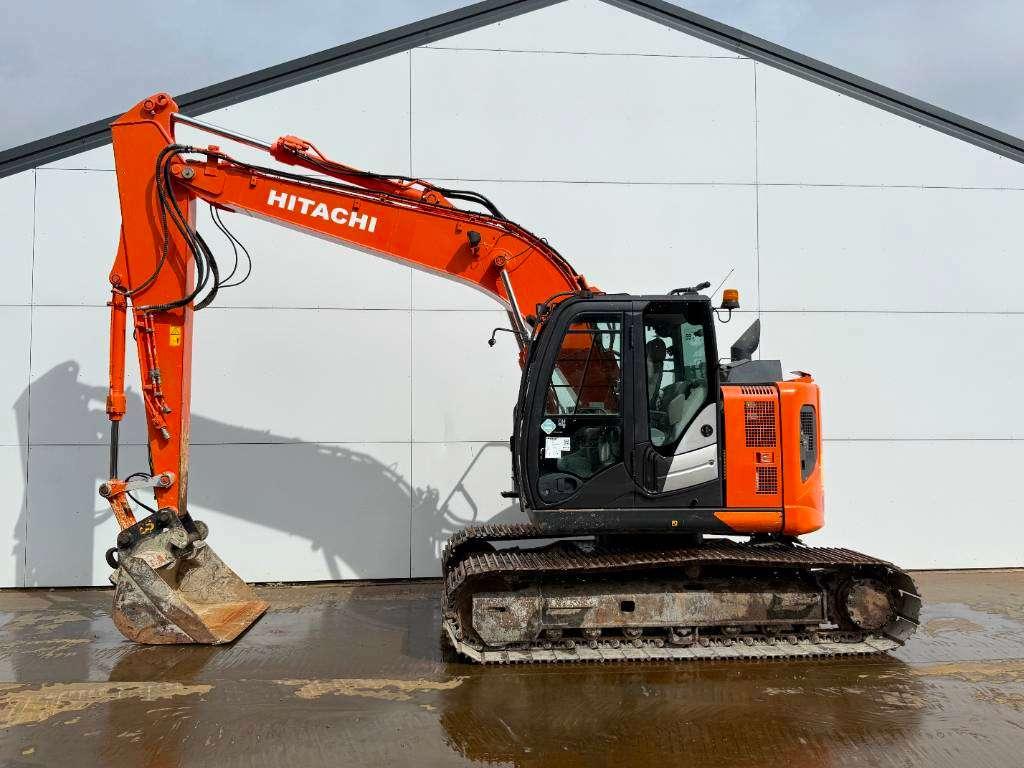 Hitachi ZX135US-6 - Quick Coupler / Hammer Lines Photo 1