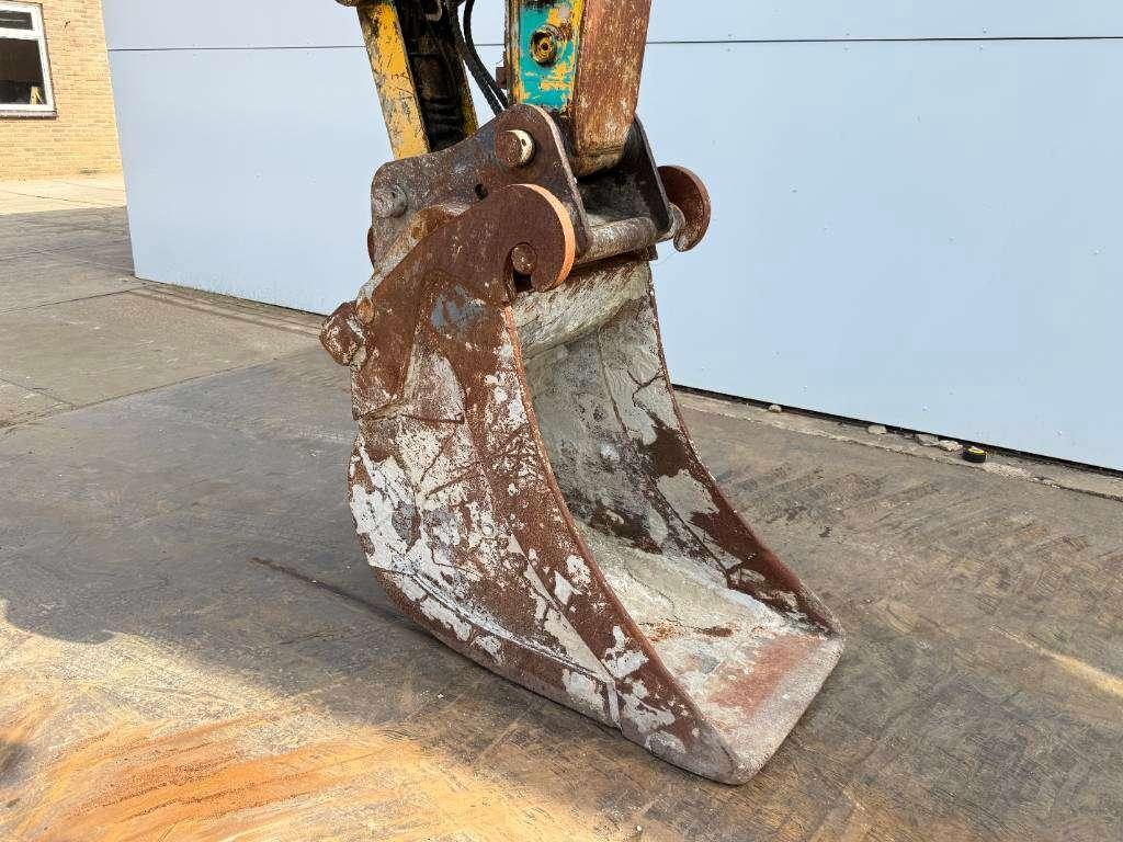 Kobelco SK135SR - Quick Coupler / Automatic Greasing Photo 16