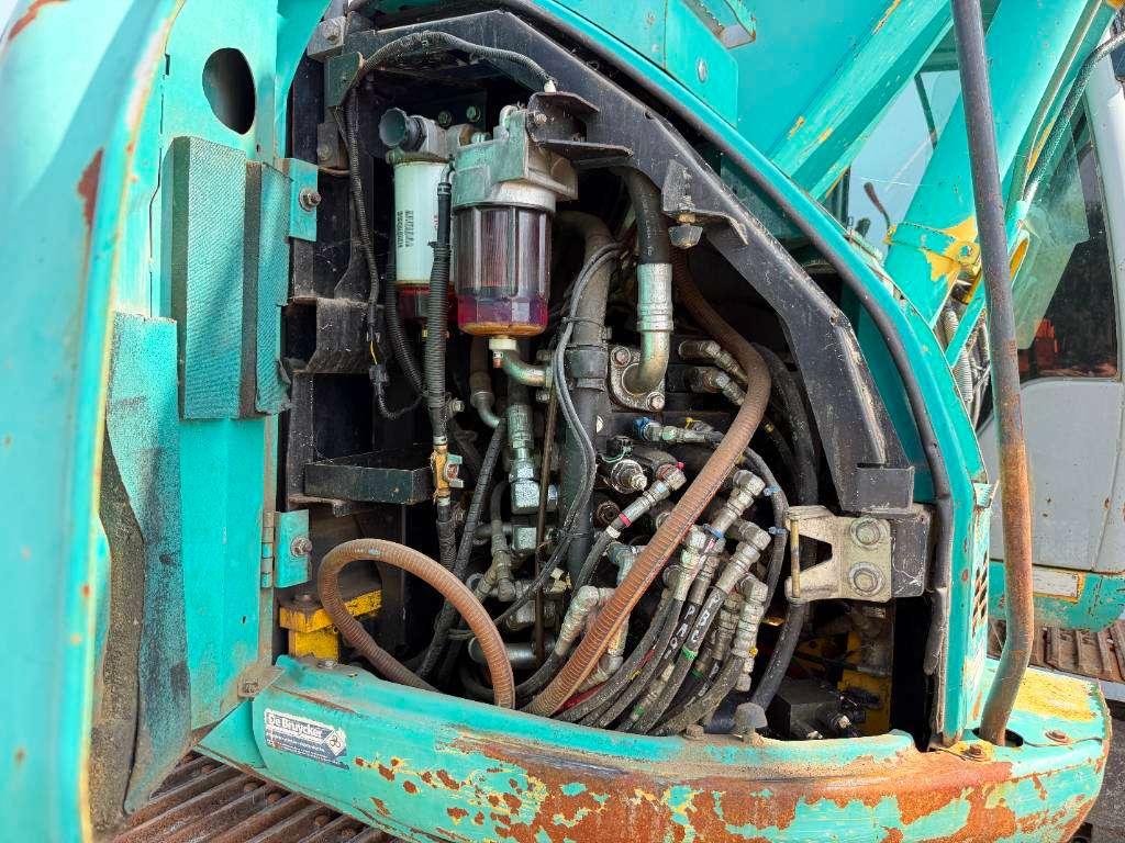 Kobelco SK135SR - Quick Coupler / Automatic Greasing Photo 25