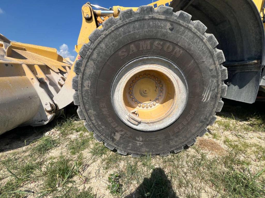 Komatsu WA470-8 Photo 12