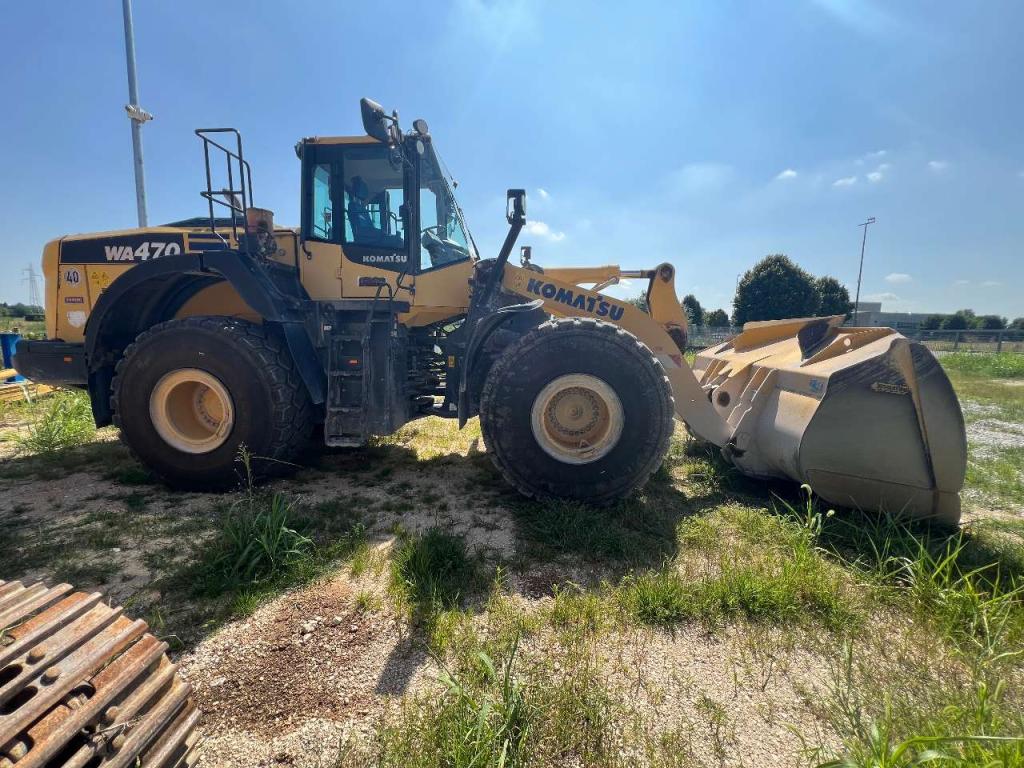 Komatsu WA470-8 Photo 6