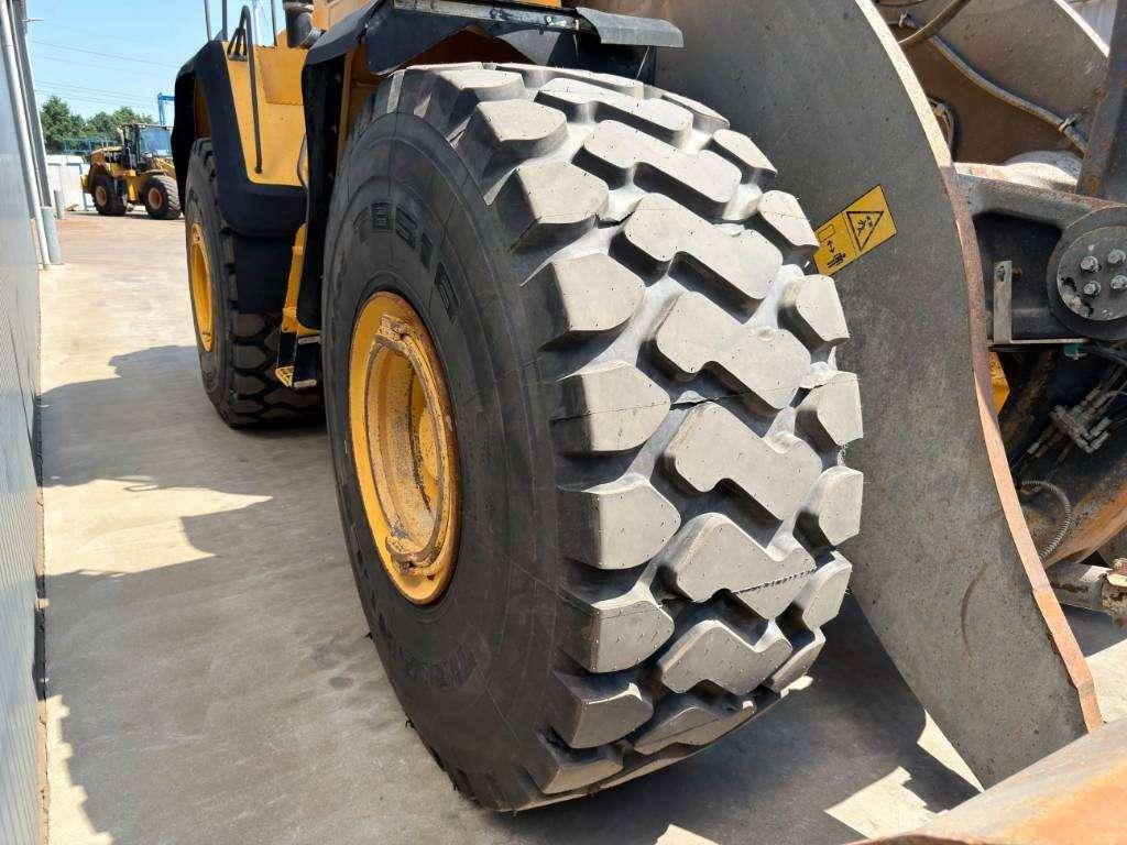 Volvo L250H Photo 30