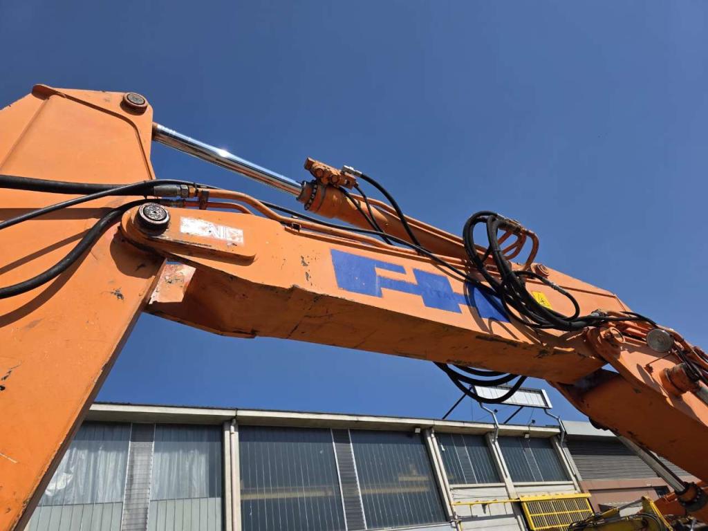 Fiat Hitachi EX 235 Photo 11