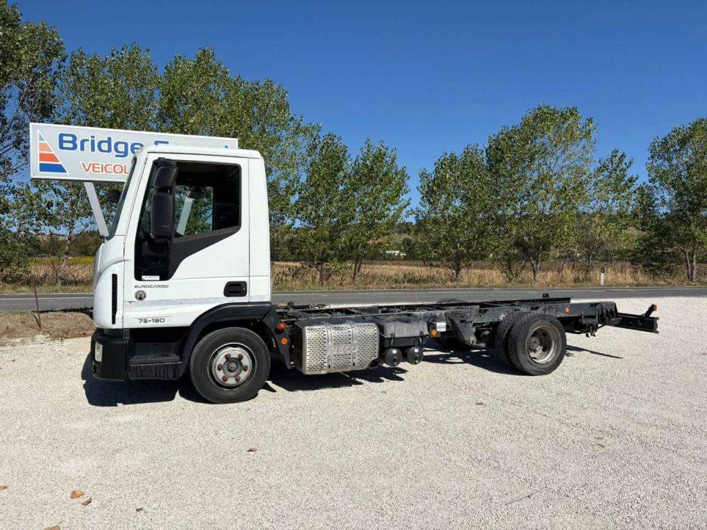 Iveco EUROCARGO 75E19 euro 6 telaio Photo 2