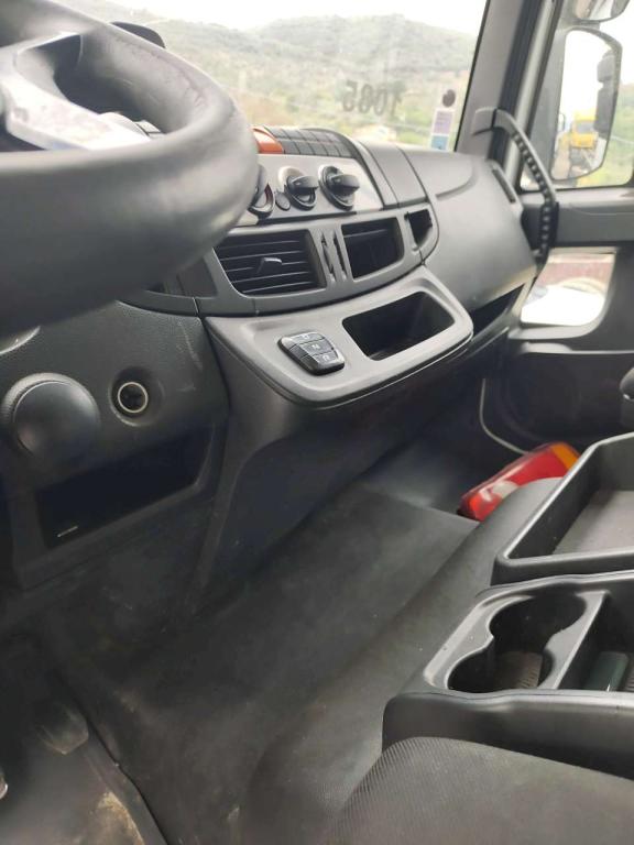 Iveco EUROCARGO CUBE 190-280L Photo 5