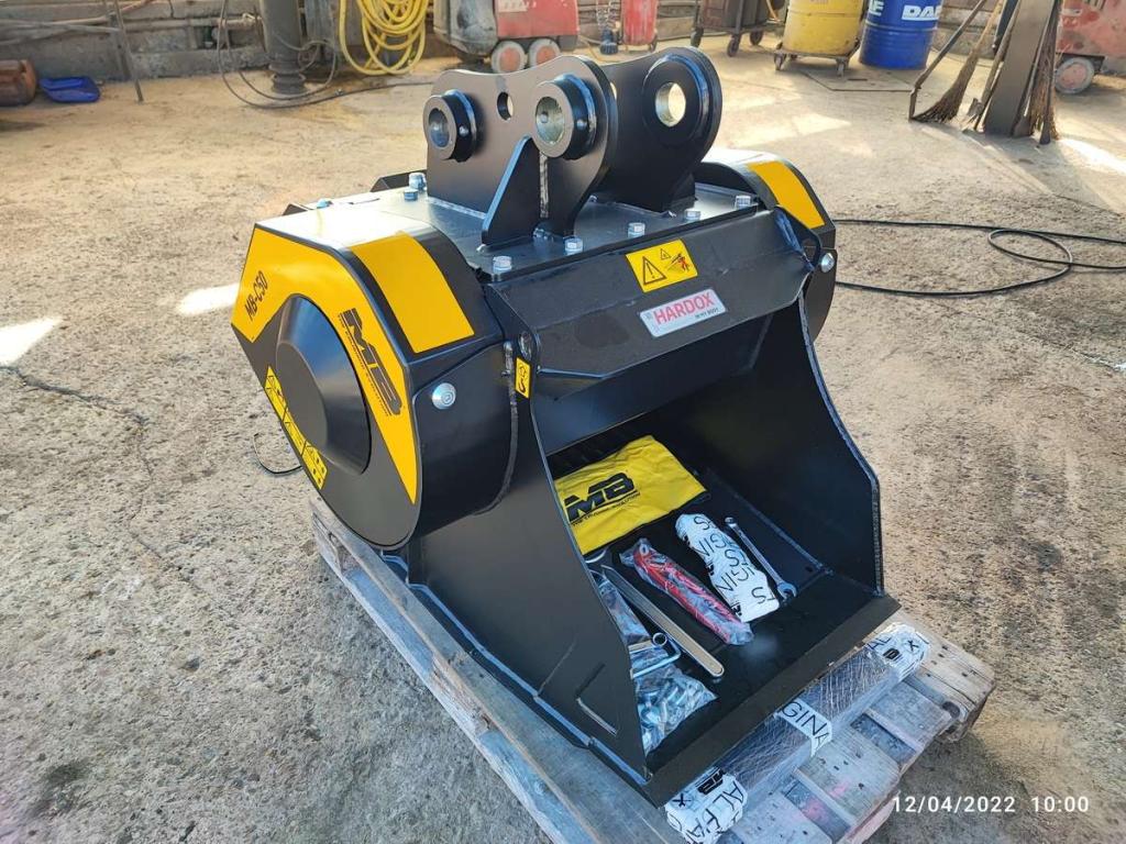 MB CRUSHER C50 Photo 6