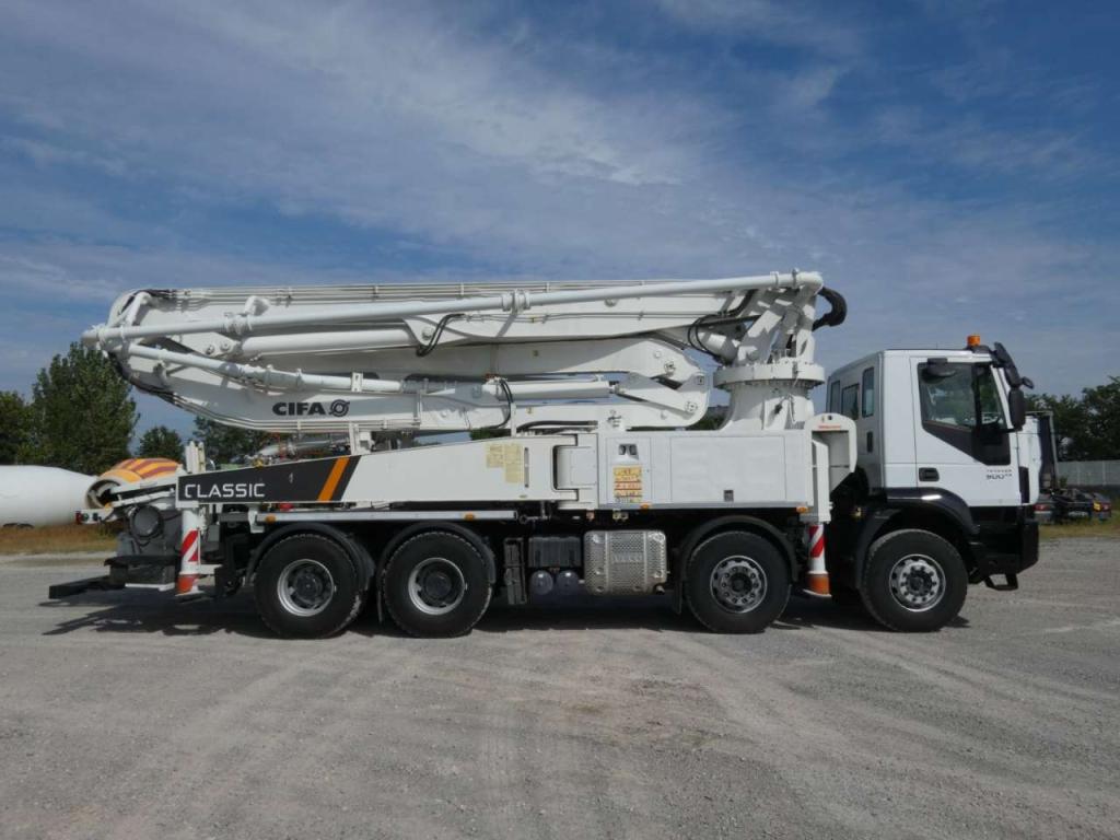 Iveco TRAKKER 500 Photo 4