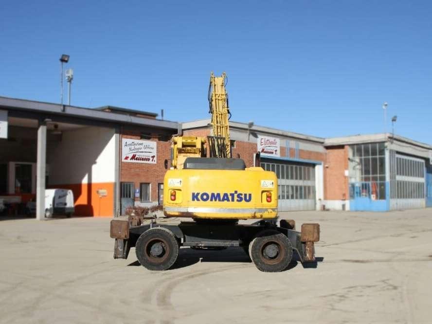 Komatsu PW220-MH Photo 10