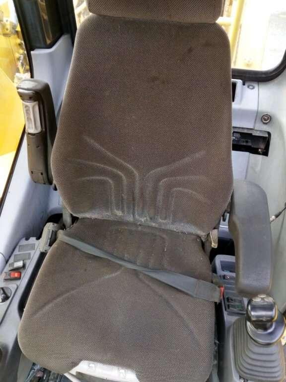 Komatsu PW220-MH Photo 5