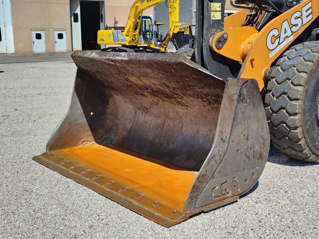 Case 721 G Photo 18