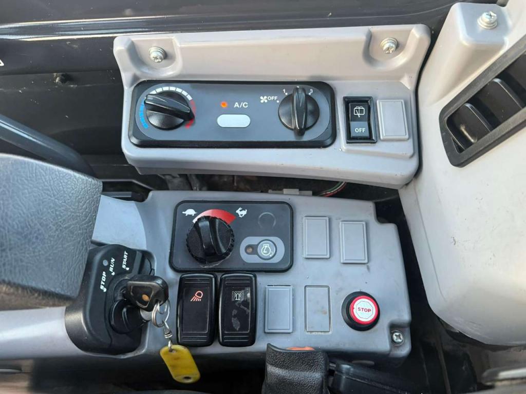 Kubota U36-4 Photo 5