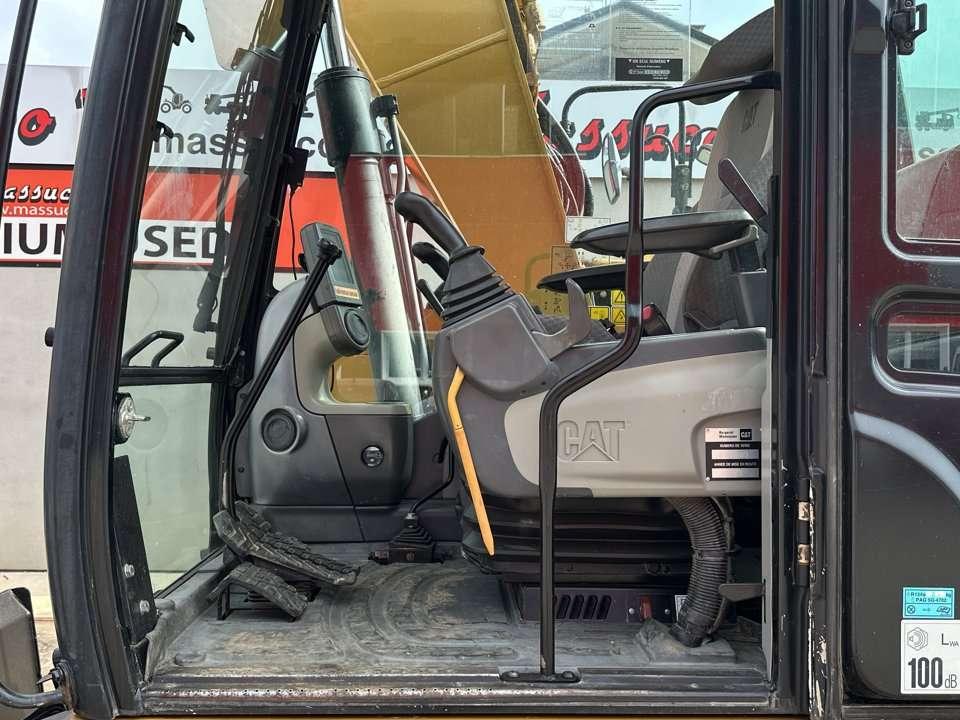 Caterpillar 311D Photo 12