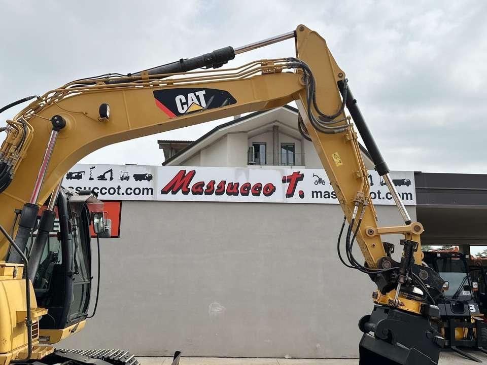 Caterpillar 311D Photo 6