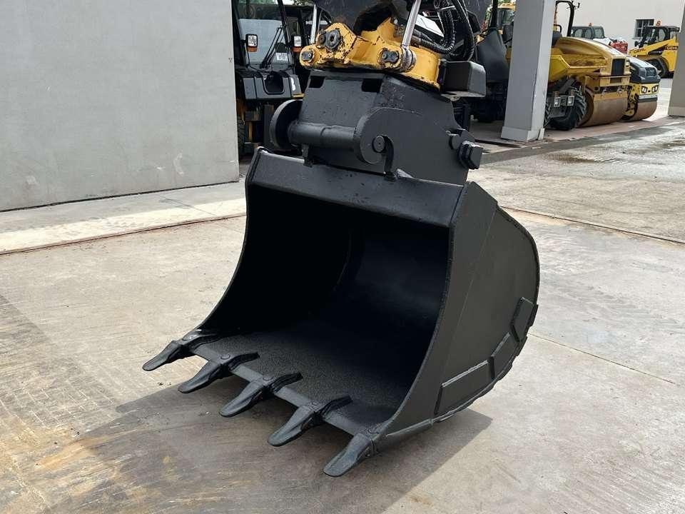 Caterpillar 311D Photo 7