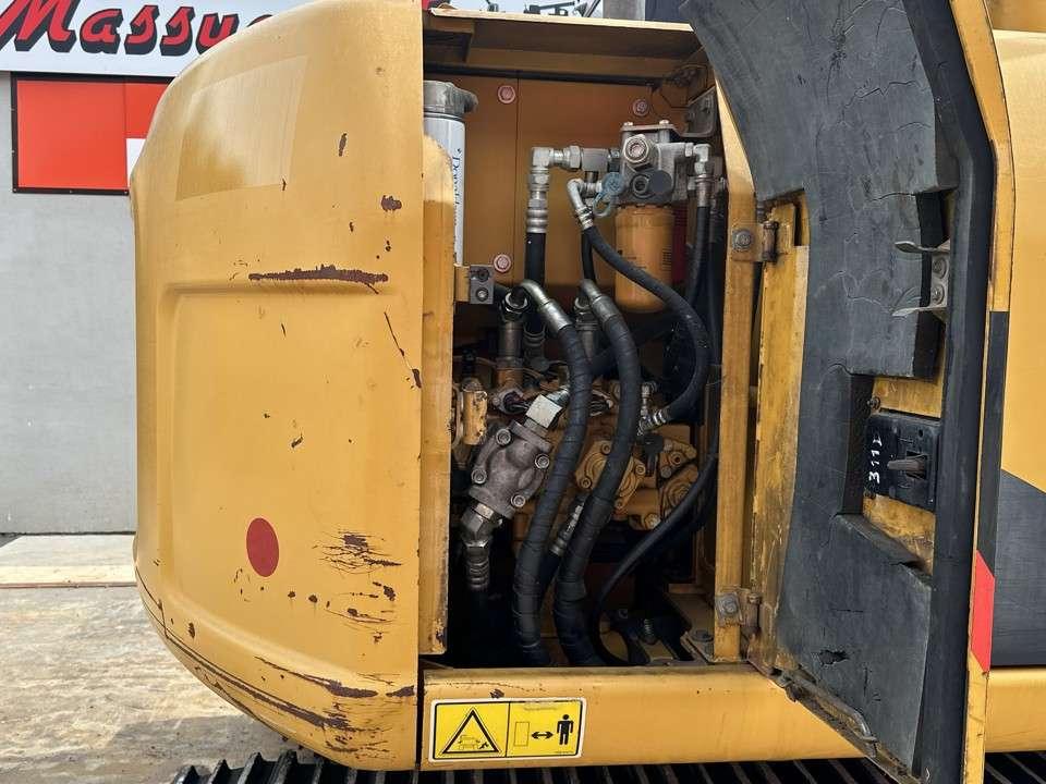 Caterpillar 311D Photo 9