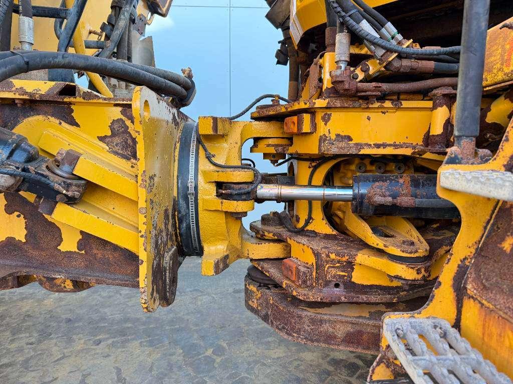 Caterpillar 745C - Dutch Machine / Auto Greasing Photo 28