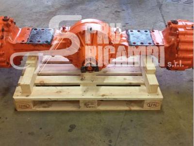 Essieu avant pour Hitachi LX 170 en vente par PRV Ricambi Srl
